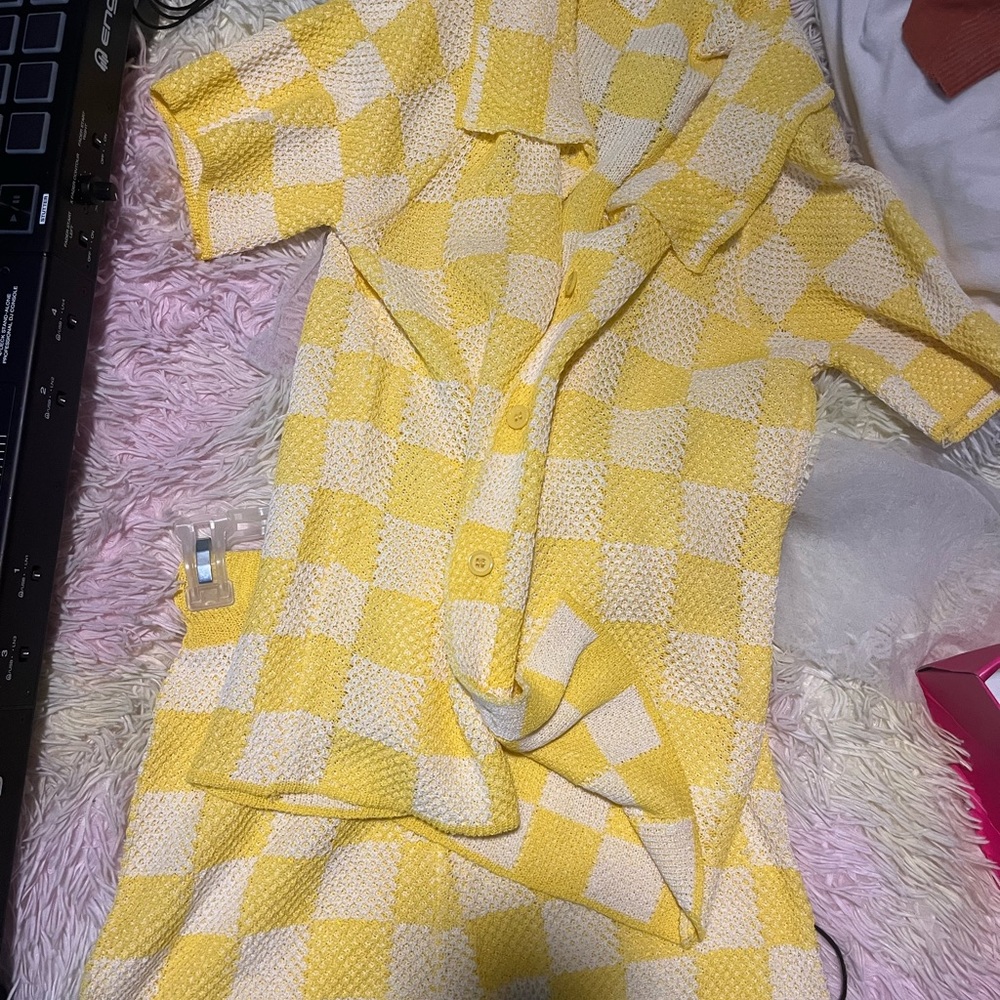 Yellow checkered 2 piece set
